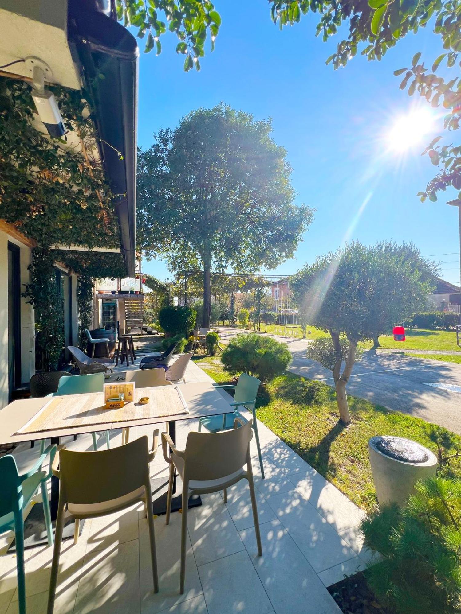 Apartments Aerodrom Podgorica Exterior photo